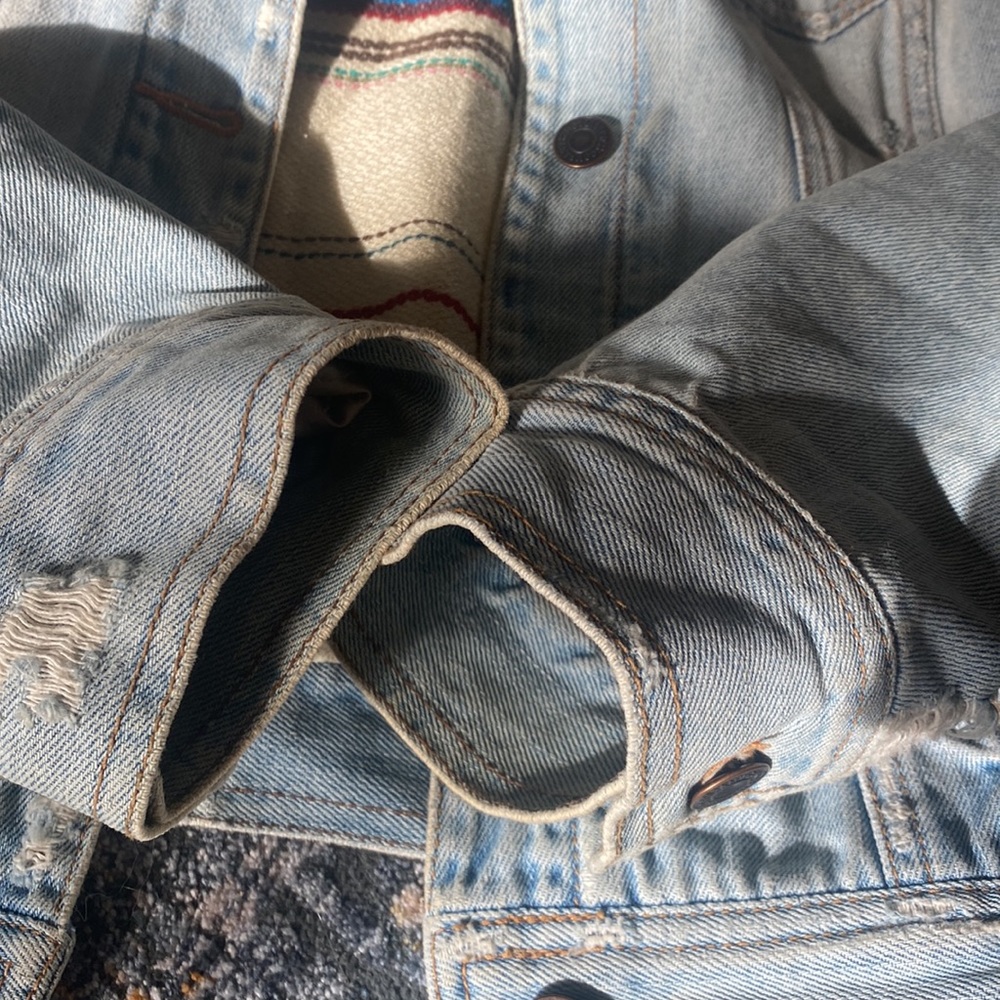 Jean jacket - Picture 4 of 5